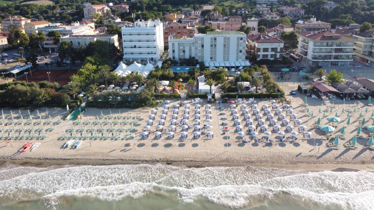 Hotel Parco Delle Rose Сильви-Марина Экстерьер фото