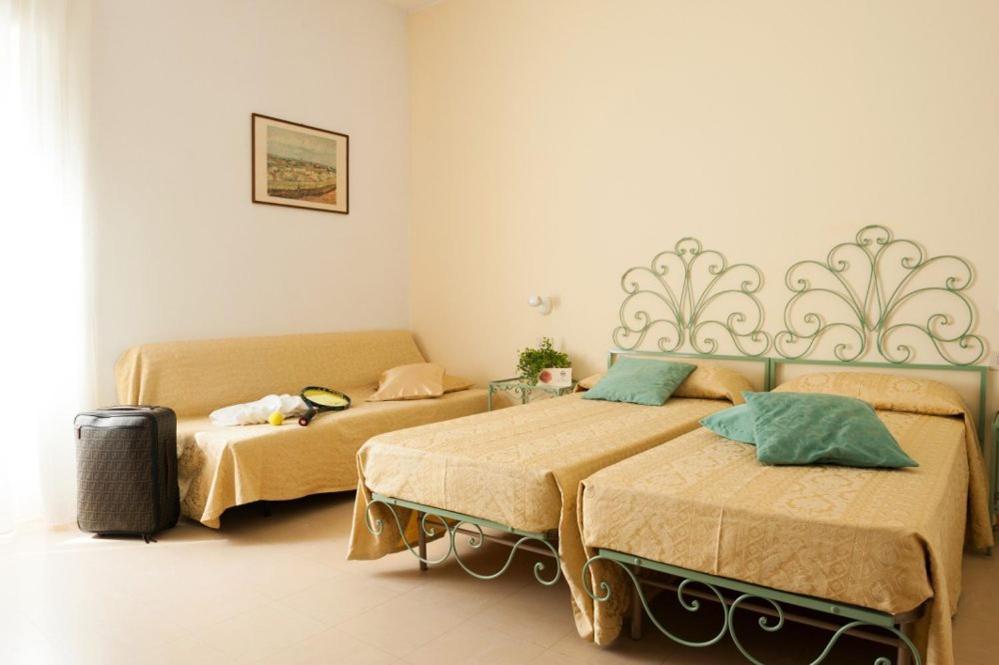 Hotel Parco Delle Rose Сильви-Марина Экстерьер фото