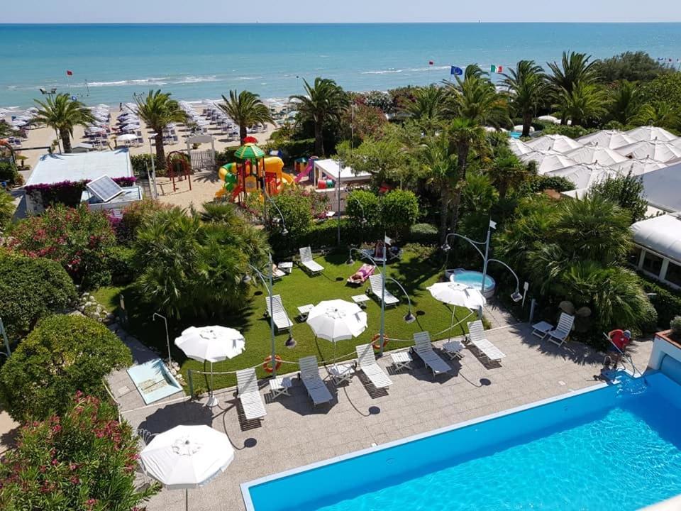 Hotel Parco Delle Rose Сильви-Марина Экстерьер фото